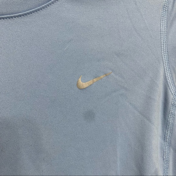 Nike Women’s Small Dri-Fit t-shirt light blue - Picture 3 of 6